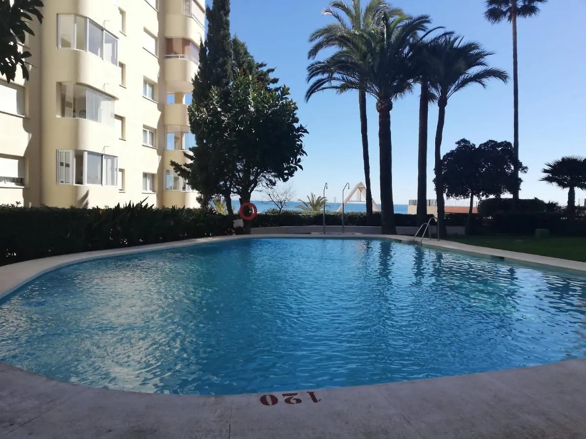 Lindo Apartamento En Puerto De Estepona Apartment